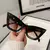 Óculos de Sol Quadrado Vintage - Design Retrô | Estilo Olho de Gato e Retangular | Perfeito para Looks Clássicos e Modernos na internet