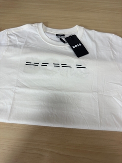 Camisa Hugo Boss Importada - Off White na internet