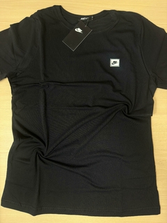 Camisa Nike I Logo Swoosh - comprar online