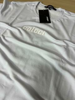 Camisa colcci básca na internet