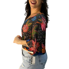 Imagem do Blusa Morcego Tecido Frio Estampa Farm - diversos