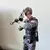 Action Figure Police Leon Scott Kennedy Original - Jogo Resident Evil 4 - Biohazard 2, Colecionável - comprar online