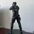 Action Figure Police Leon Scott Kennedy Original - Jogo Resident Evil 4 - Biohazard 2, Colecionável - Ookami