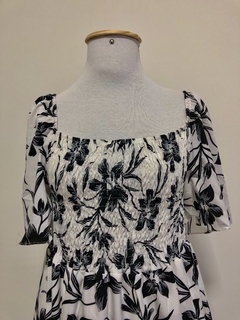 Vestido Floral Plus na internet