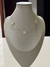 Choker 3 Trevos Cor Madrepérola