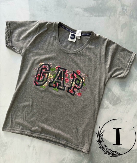 Remeraa algodón 'GAP FLORES'