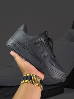 ZAPATILLAS NIKE "AIR FORCE ONE" en internet