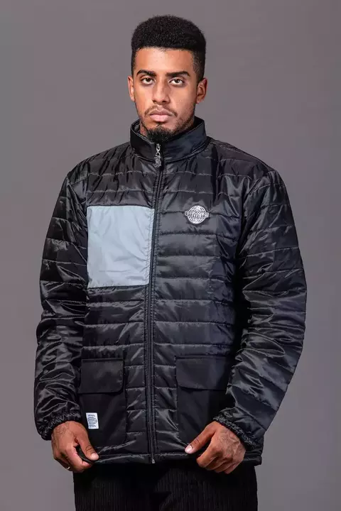Puffer chronic preta refletiva - comprar online