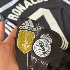 Camiseta Manga Larga Retro Real Madrid Negra CR7 - Premium en internet