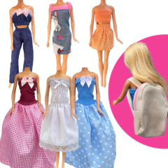 Kit com 6 Looks para bonecas BTYNA e Mochilinha de Brinde
