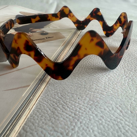 Tiara Sari - comprar online