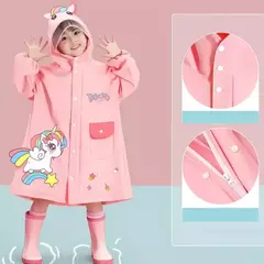 Poncho Pilotin para Lluvia Unicornio y Dinosaurio en internet
