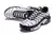 Air Max TN "Oreo" na internet