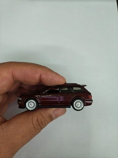 Carrinho Hot Wheels Customizado Roda com Pneu de Borracha
