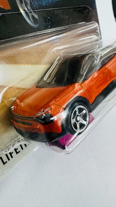 Matchbox Citroen E-C4 7 cms Novo Linha 2025 94/125 - Hobby Motor