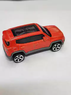 Miniatura Matchbox Jeep Renegade 2019 Linha 2024 16/100 1:64 - loja online