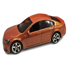 Matchbox Holden VF Comoddore SSV Linha 2024 68/100 7cms 1/64