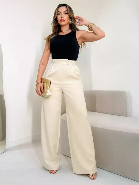 Calça Pantalona Alfaiataria Com Fecho Cruzado