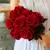 Encante com a Beleza Eterna das Rosas Artificiais! Perfeitas para Decoração, Presentes e Eventos na internet