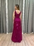 Vestido de festa longo alça larga, com decote em V - Fucsia