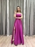 Vestido de festa longo com alça, saia evasê e fenda - Fucsia