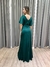 Vestido de festa longo manga curta com drapeado e fenda frontal - Verde Esmeralda - Muzza | Vestidos de Festa para Madrinhas, Formandas e Convidadas