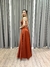 Vestido de festa longo com alça, saia evasê e fenda - Terracota - loja online