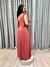 Vestido de festa longo com laço na alça, decote em V, fenda e brilho - Terracota - Muzza | Vestidos de Festa para Madrinhas, Formandas e Convidadas