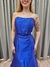 Vestido de festa longo tomara que caia, com saia em camada e fenda frontal - Azul Royal - Muzza | Vestidos de Festa para Madrinhas, Formandas e Convidadas