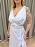 Vestido de festa longo regata, com abertura lateral, fenda e saia fluida - Branco - Muzza | Vestidos de Festa para Madrinhas, Formandas e Convidadas