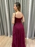 Vestido de festa longo com alça, decote drapeado e babado - Marsala