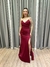 Vestido de festa longo tomara que caia, com drapeado e fenda profunda - Marsala