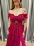 Vestido de festa longo ombro a ombro, com babado na saia e fenda - Fucsia - Muzza | Vestidos de Festa para Madrinhas, Formandas e Convidadas