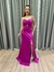 Vestido de festa longo tomara que caia, com transpassado no busto e fenda - Fucsia na internet