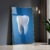 Imagem do Quadro Dente Branco Fundo Azul Dentista