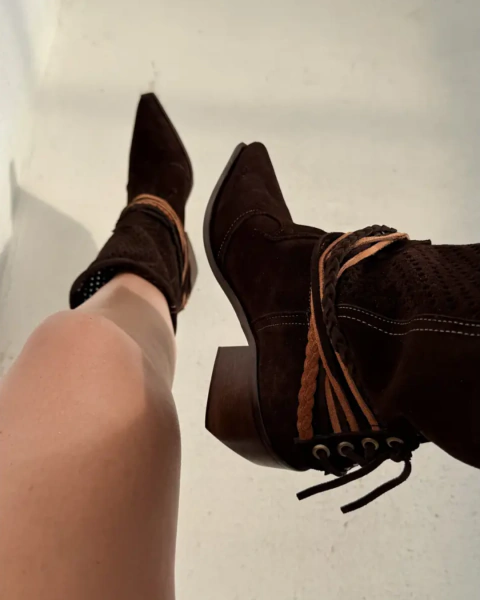 Bota Eliseo