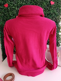 Blusa de tricô com gola alta dobrável Pink. na internet