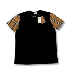 Camiseta Burberry na internet