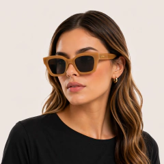 Óculos de Sol Armação Caramelo Cintilante / Feminino - comprar online