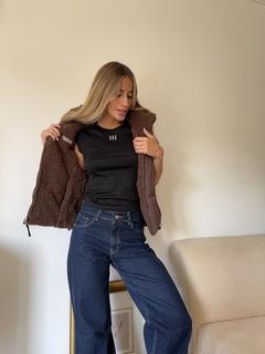 Chaleco reversible chocolate - comprar online