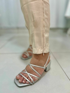 Calça Clara - May