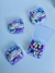 Transforme seu estojo com um toque doce! 
Nosso potinho recheado com mini borrachas em formato de marshmallow vai derreter seu coração