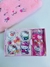 Caixinha Adesivos + Washi Tapes Hello Kitty! Uma combinação perfeita de fofura e criatividade para os amantes dessa icônica gatinha!