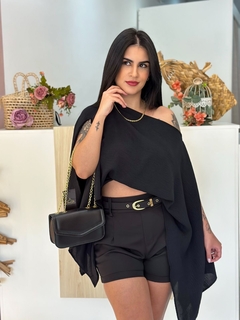 Cropped Capa Preto - comprar online