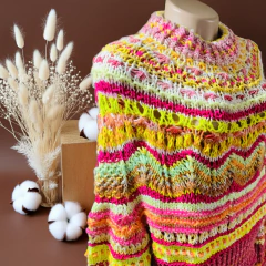 Blusa de tricô em fio acrílico