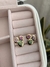 Brinco 3 flores - comprar online