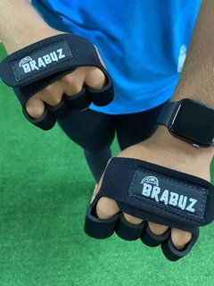 Luva para musculação Brabuz na internet