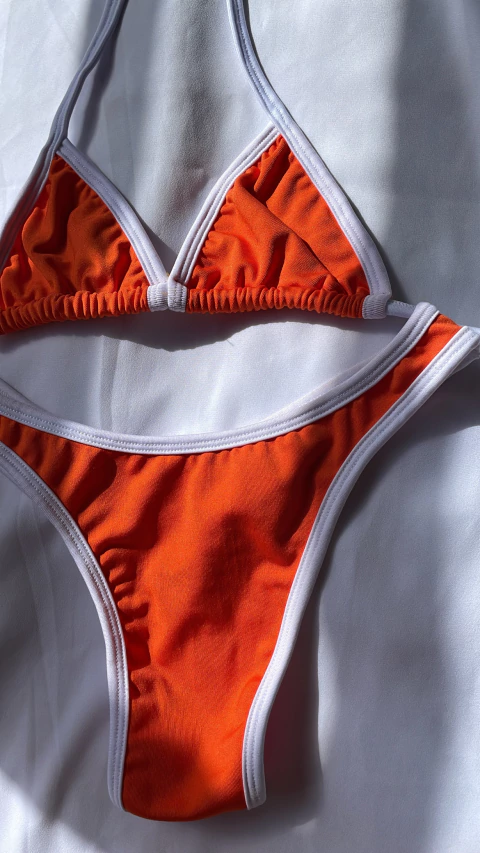 Conjunto de Biquíni Maui Cortininha Asa Delta Bicolor