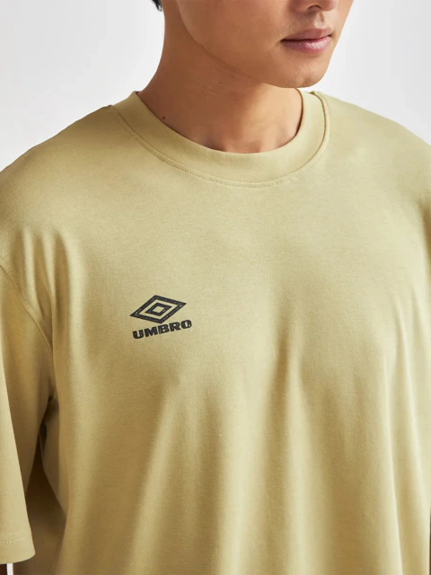 Camiseta Umbro Smart Graphic Tee Bege