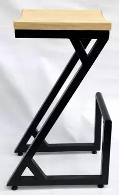 4 Bancos Para Bar Soporte De Acero Y Asiento Pino Moldeado